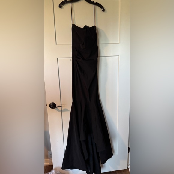 Michael Costello x REVOLVE Anyssa Gown in Black XS - Missing Belt! - Picture 5 of 7